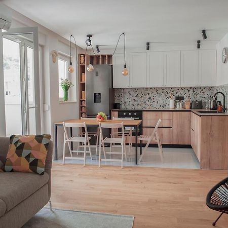 Apartment Vito 奥米什 外观 照片
